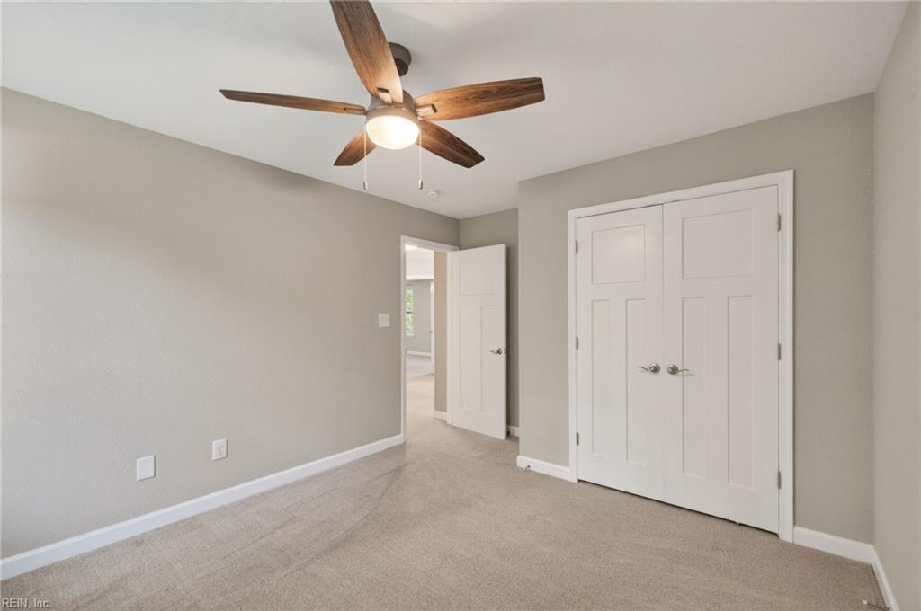 2800 Meadow Wood Dr E Property Photo 23