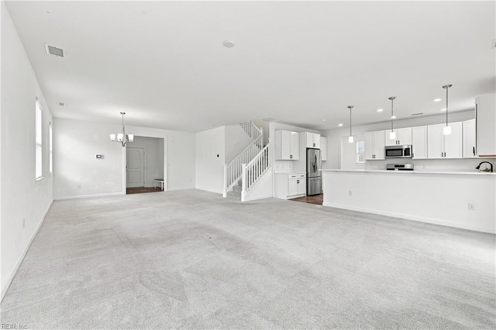 614 Middleton Way Property Photo 7