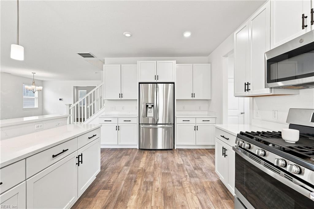 614 Middleton Way Property Photo 11