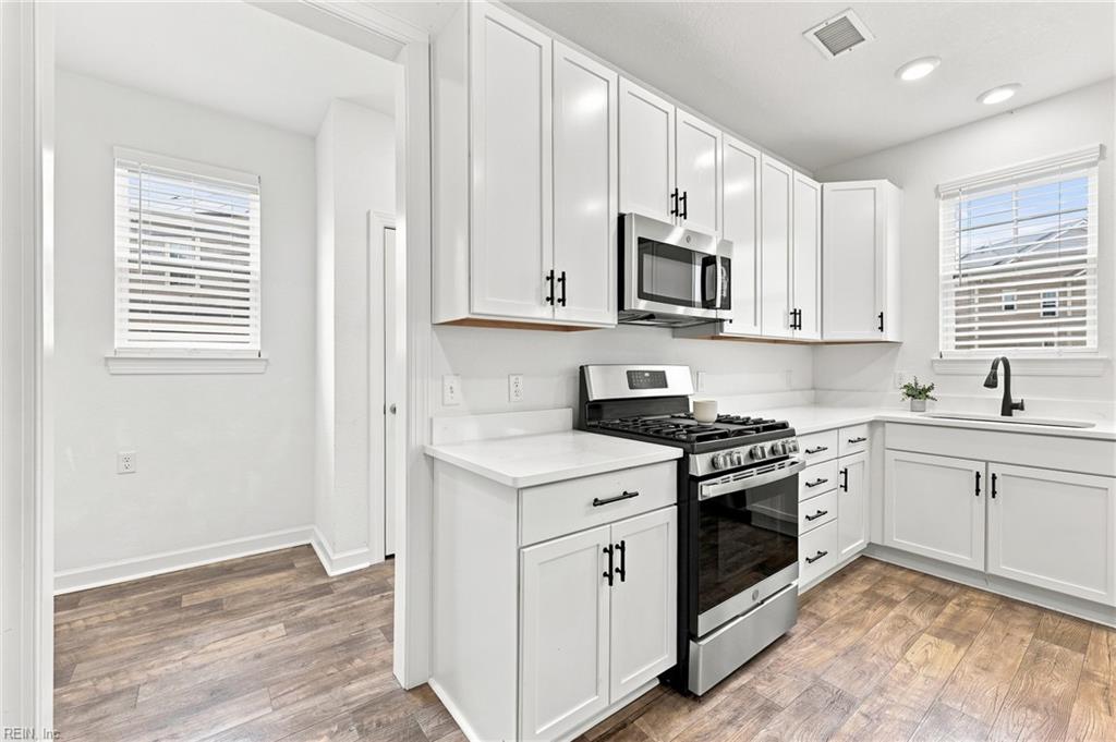 614 Middleton Way Property Photo 13