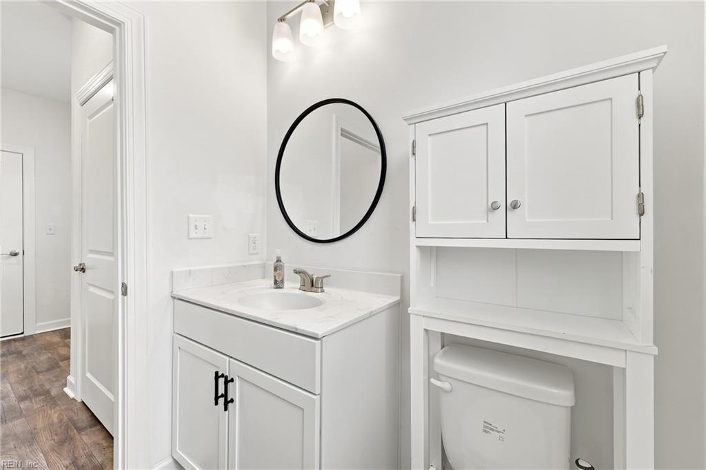614 Middleton Way Property Photo 15