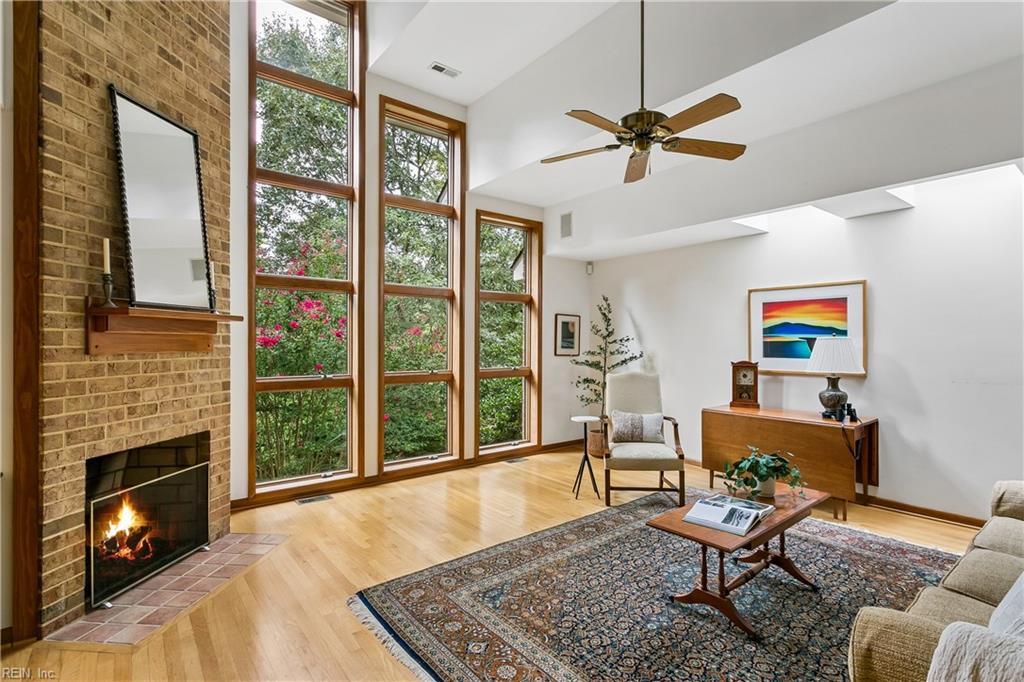 8 The Palisades Property Photo 12