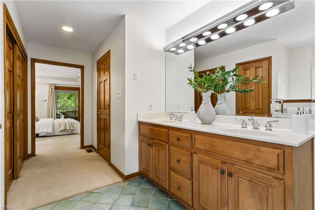 8 The Palisades Property Photo 25