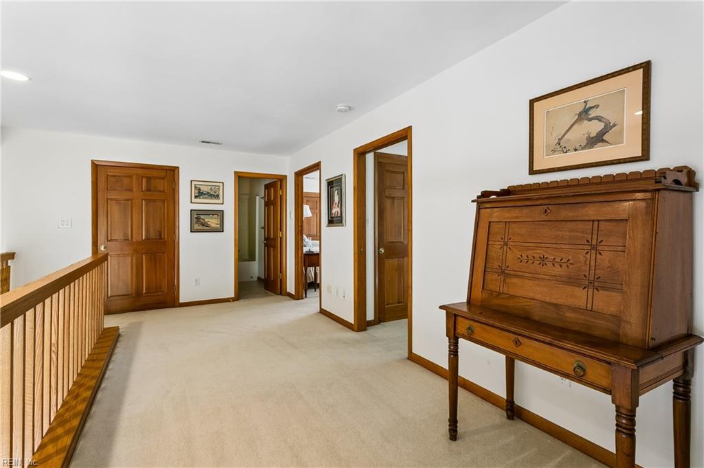 8 The Palisades Property Photo 44