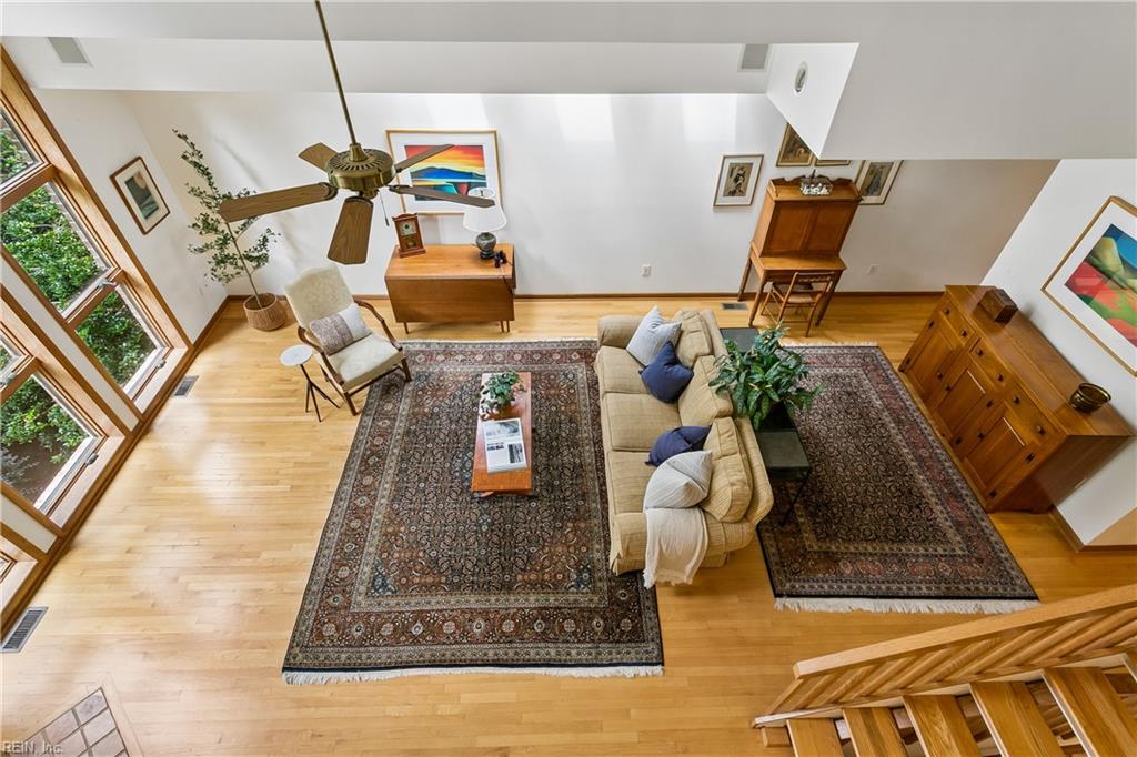 8 The Palisades Property Photo 45