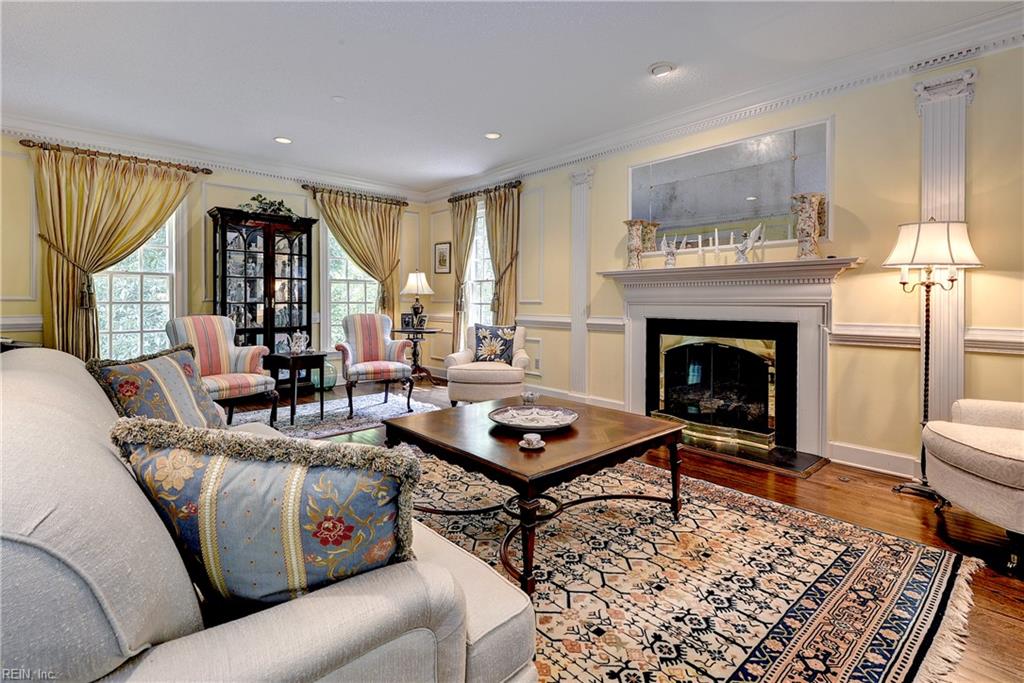 127 Woodmere Ct Property Photo 10