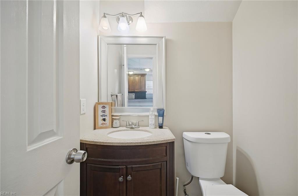 832 Gas Light Ln Property Photo 10