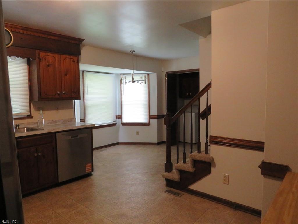 509 Wynngate Ct Property Photo 6
