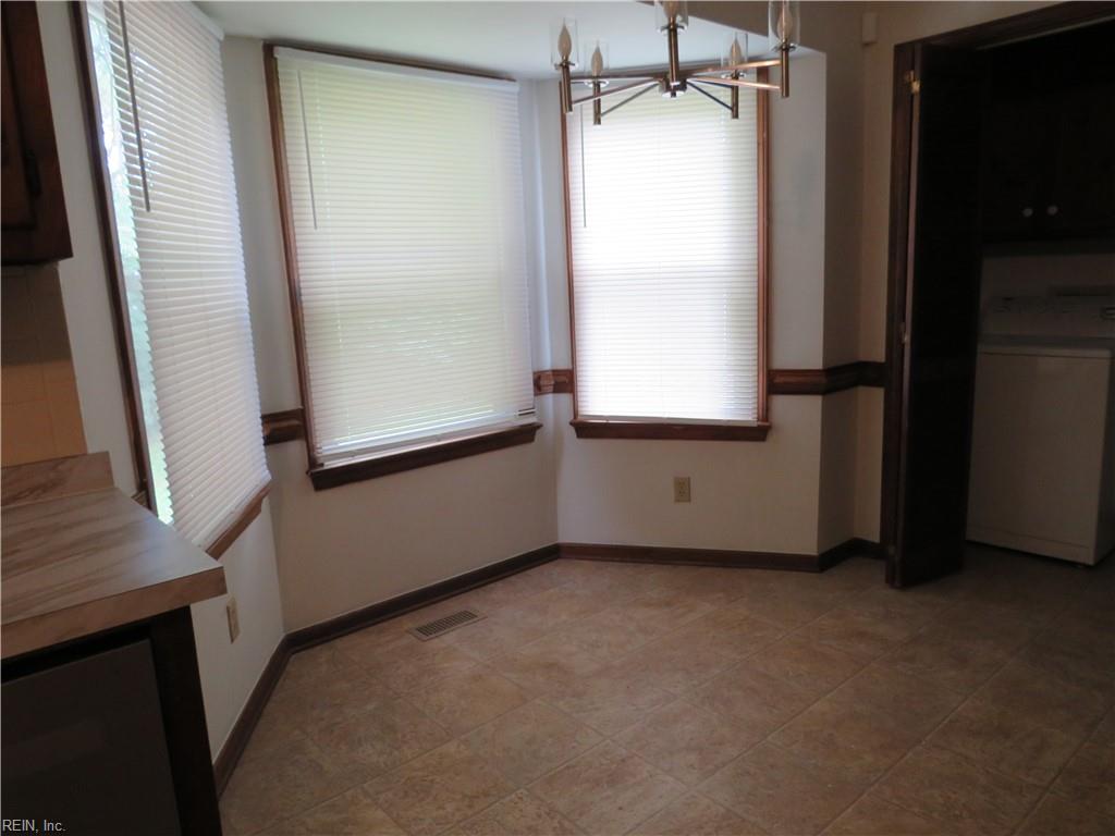 509 Wynngate Ct Property Photo 9