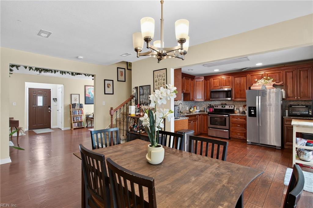 2705 Myrtle Ave Property Photo 10