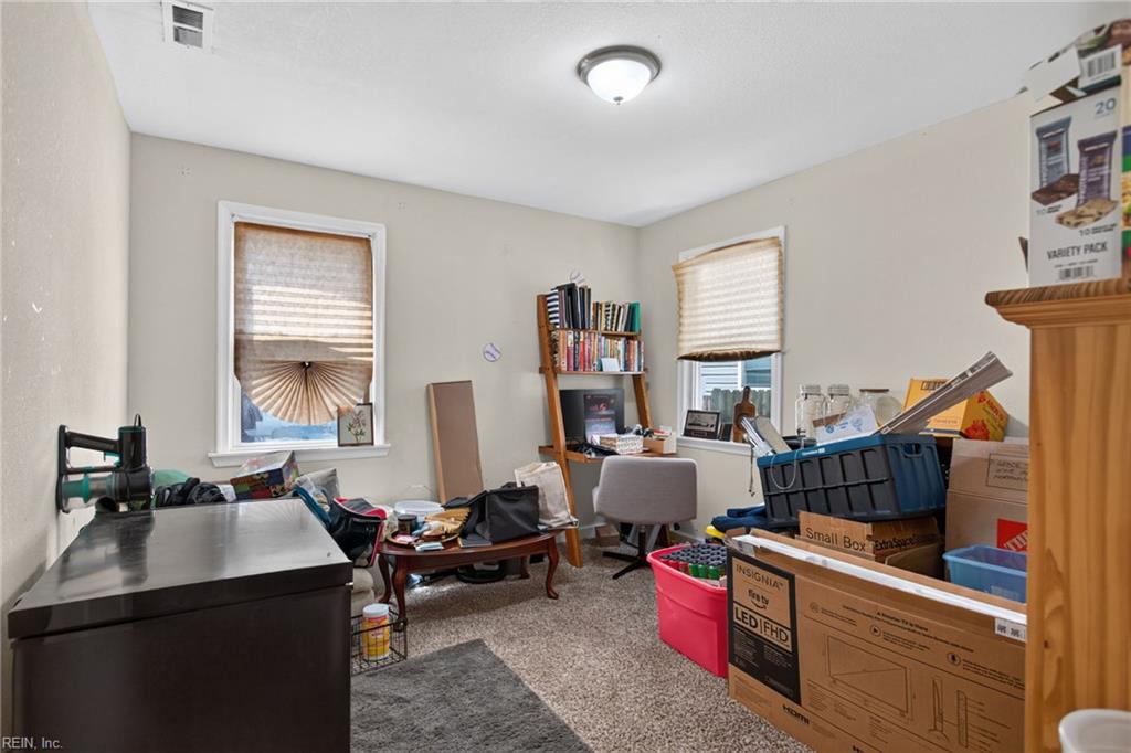 2705 Myrtle Ave Property Photo 17
