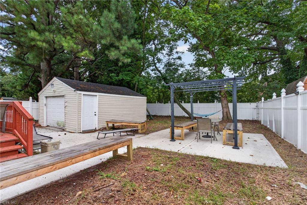 2705 Myrtle Ave Property Photo 29