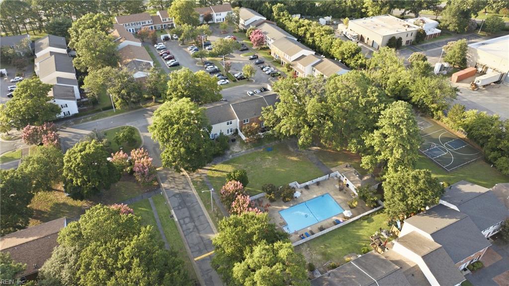 37 Towne Square Dr Property Photo 29