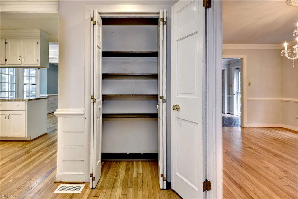 109 Daingerfield Rd Property Photo 16
