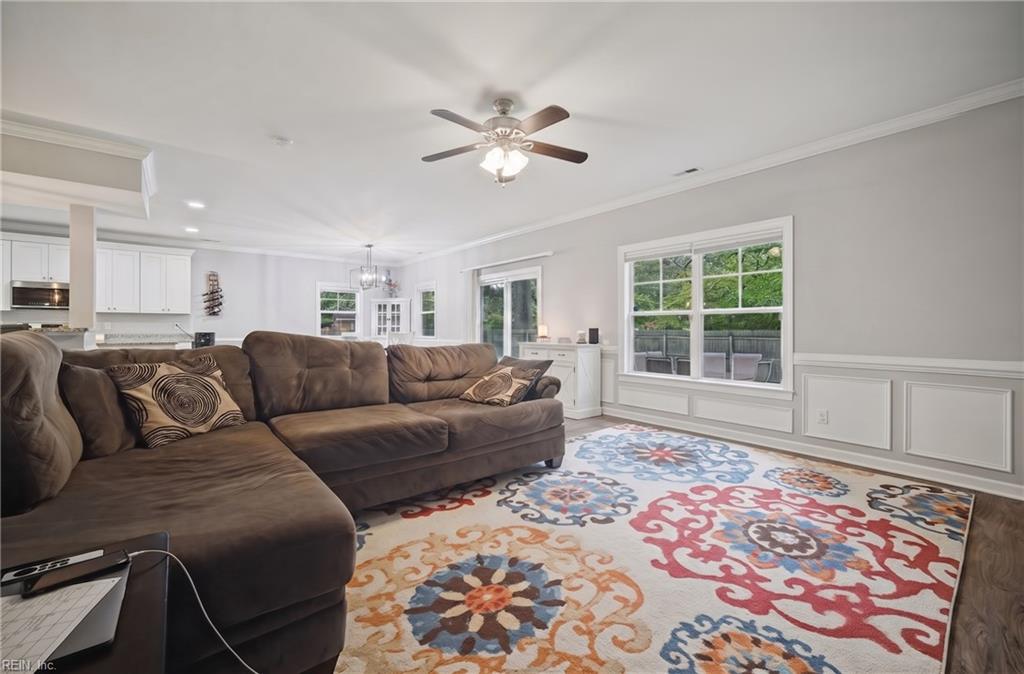 4801 Bromfield Ave Property Photo 13