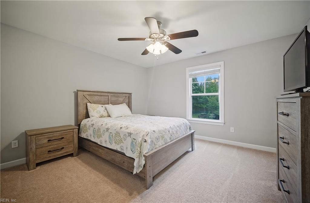 4801 Bromfield Ave Property Photo 17