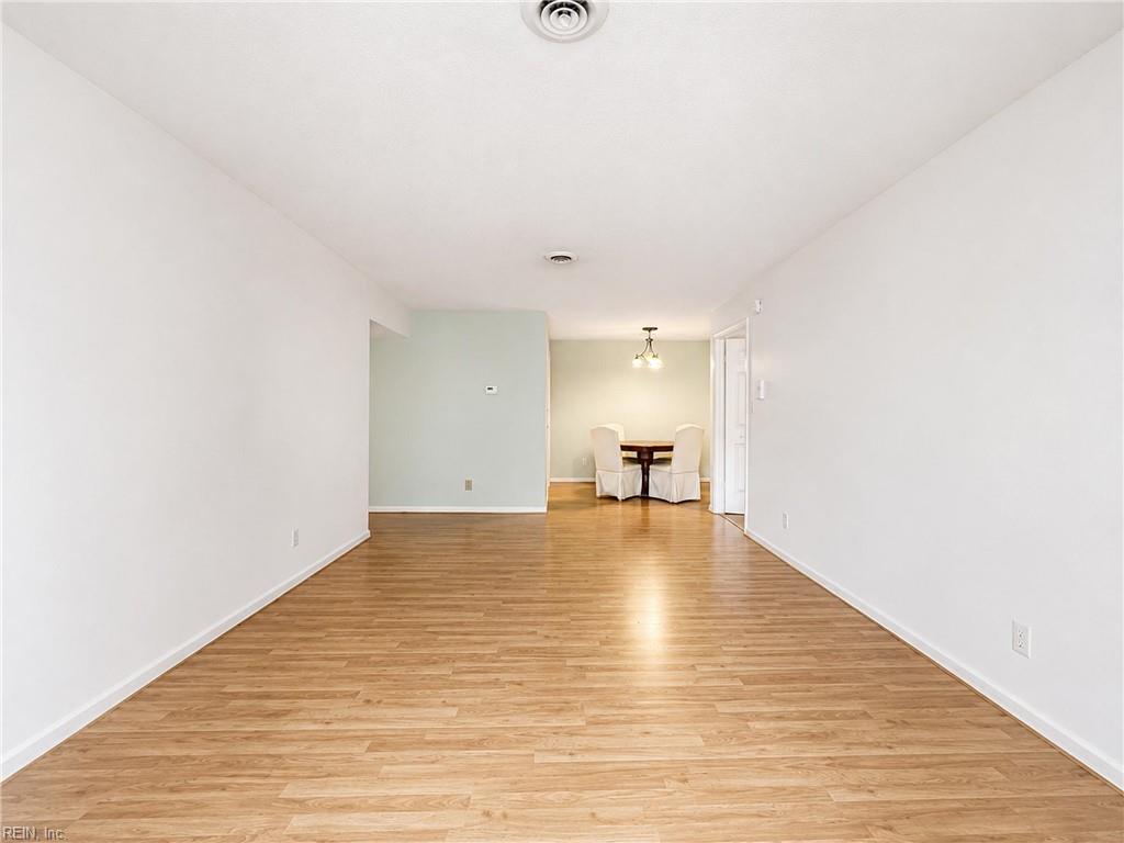 100 Burnt Bridge Way Property Photo 4