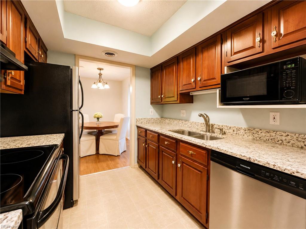100 Burnt Bridge Way Property Photo 6