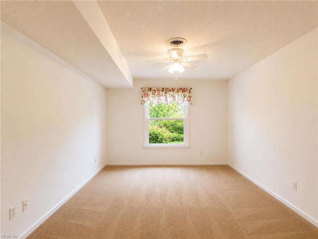 100 Burnt Bridge Way Property Photo 14