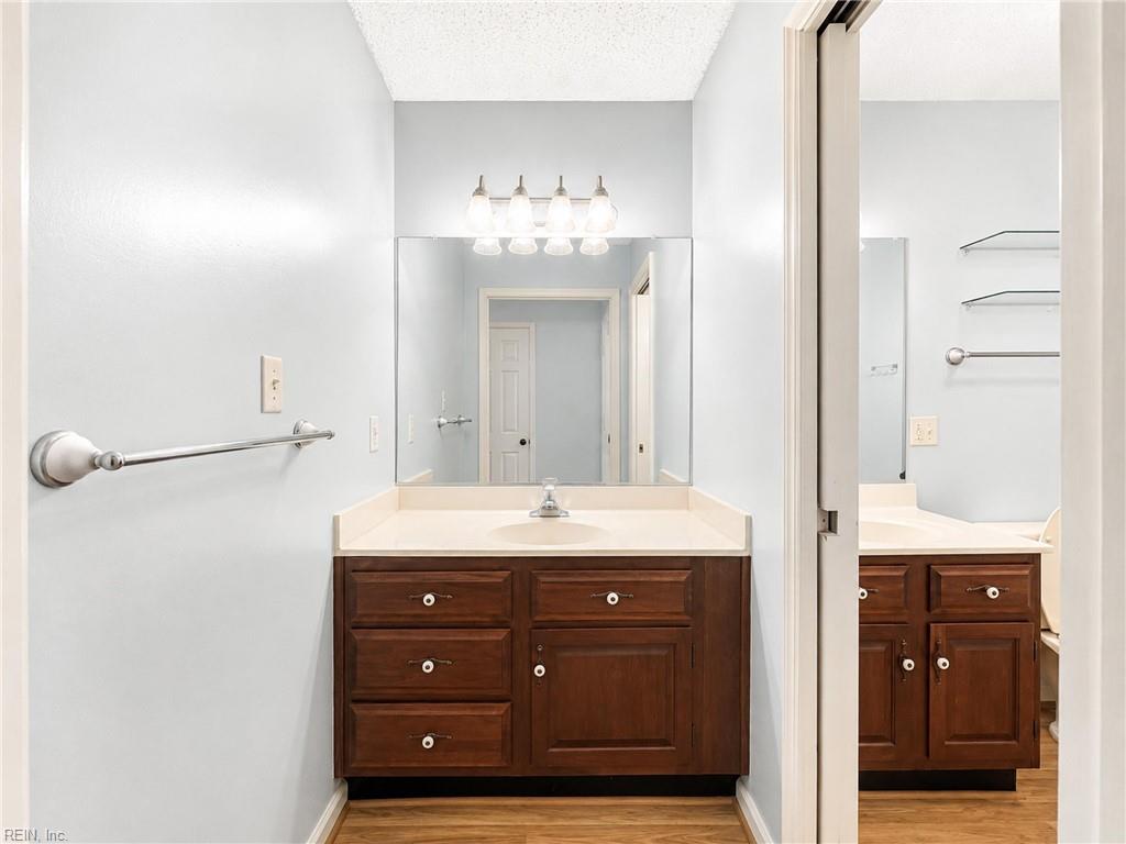 100 Burnt Bridge Way Property Photo 15