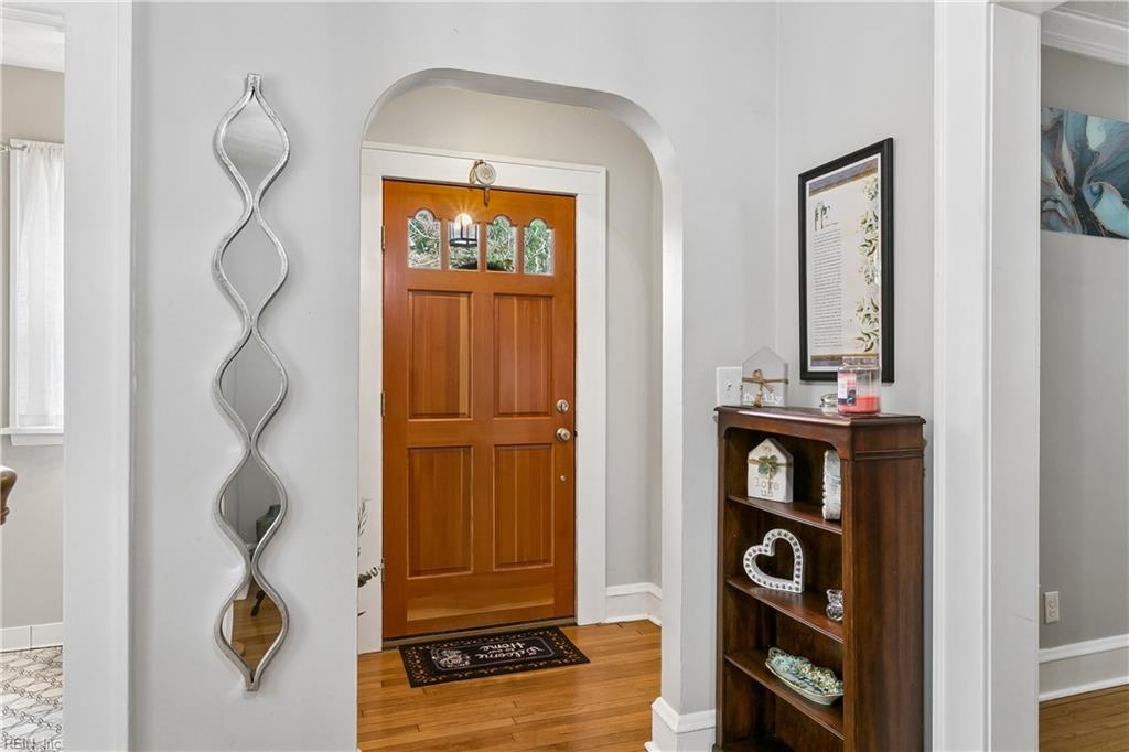 9 Shirley Rd Property Photo 5