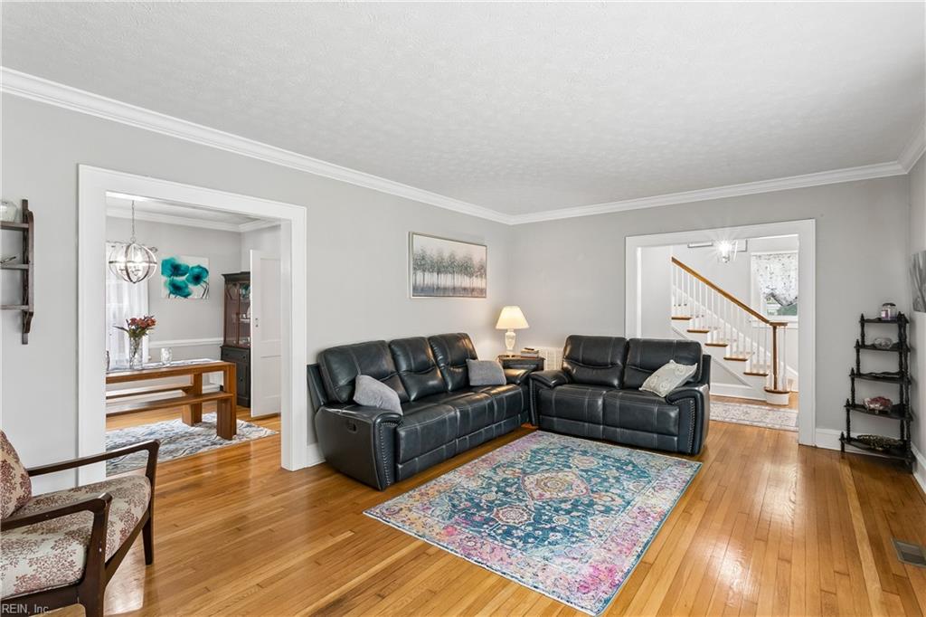 9 Shirley Rd Property Photo 10