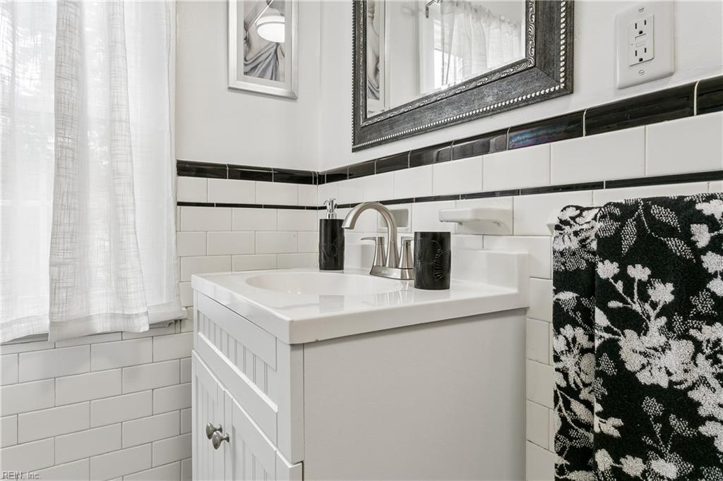 9 Shirley Rd Property Photo 19
