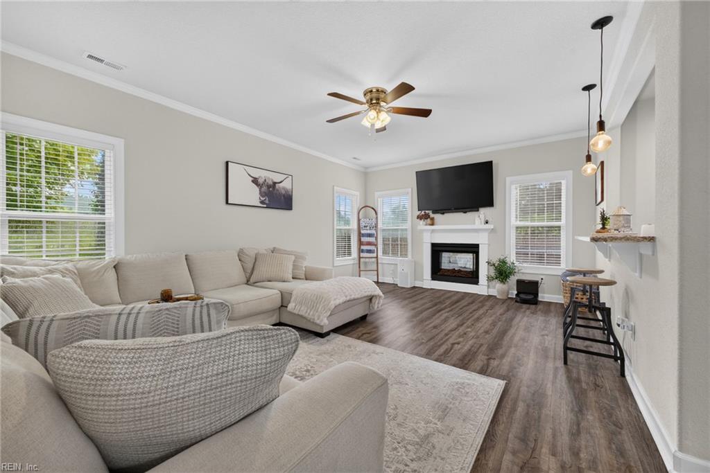 1108 Shell Rd Property Photo 6