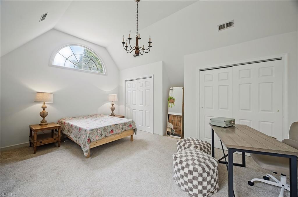 4 Majesties Mews Property Photo 30