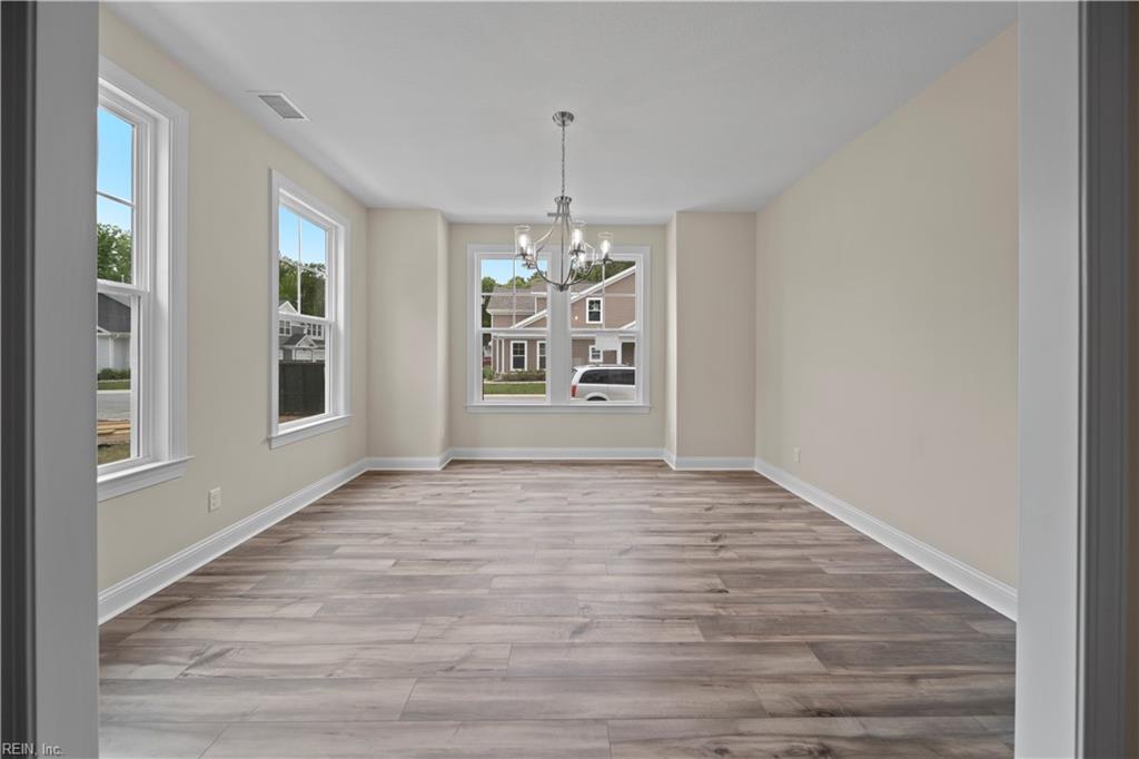 4607 Longleaf Pl Property Photo 9