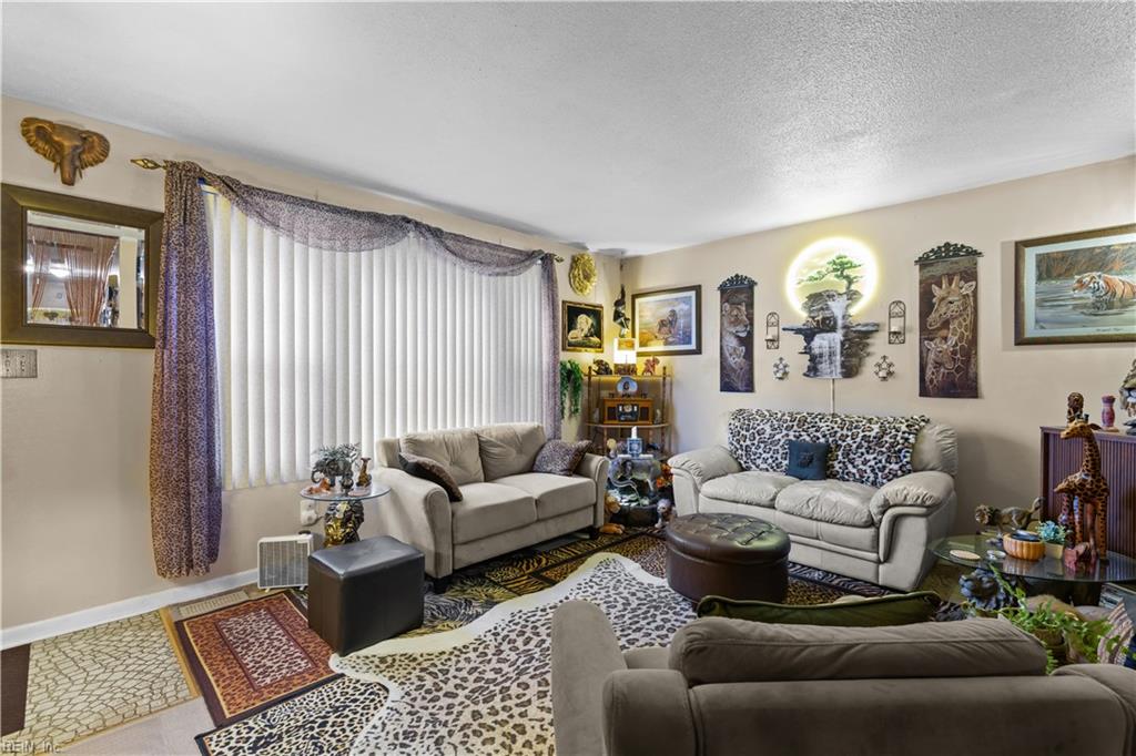 1303 Willnew Dr Property Photo 5