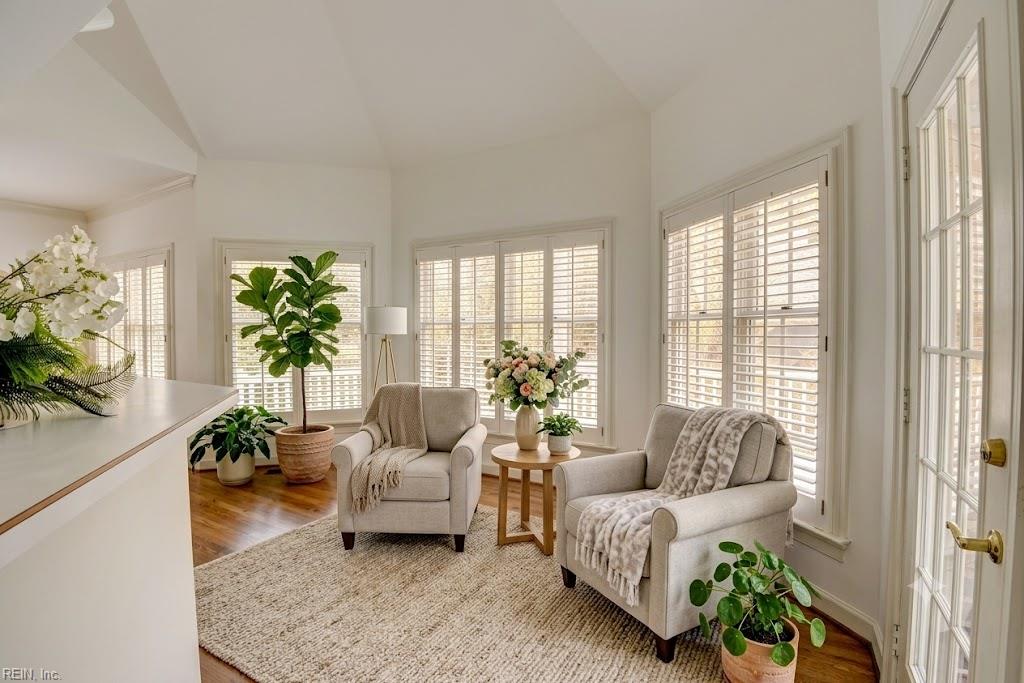 101 Harbour Town Property Photo 7