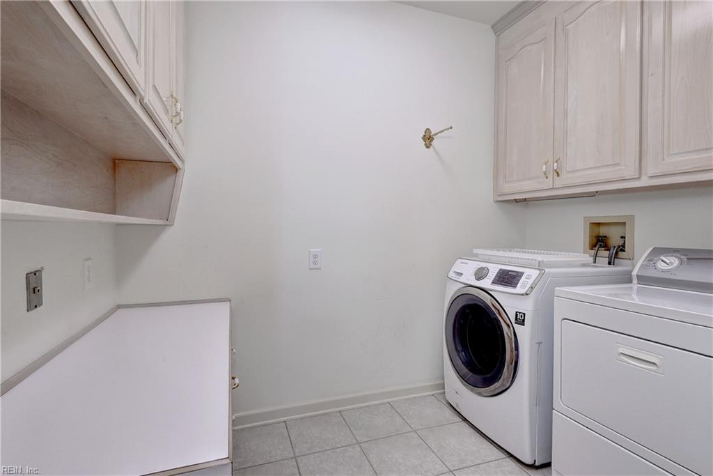 101 Harbour Town Property Photo 20