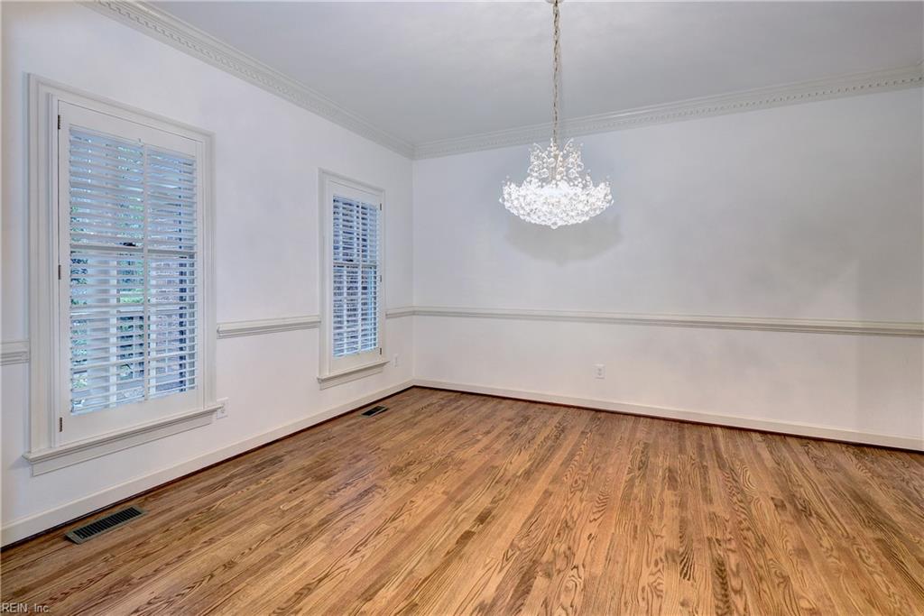 101 Harbour Town Property Photo 22