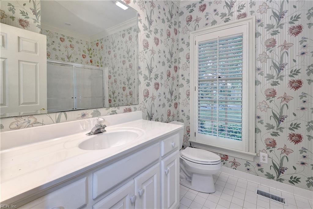 101 Harbour Town Property Photo 30