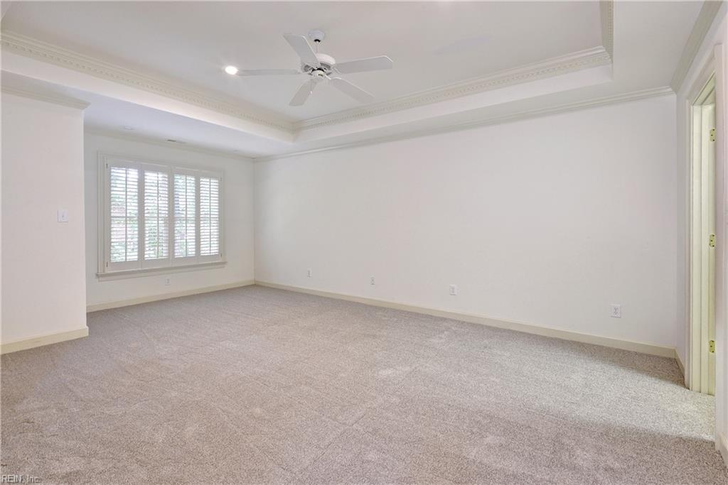 101 Harbour Town Property Photo 31