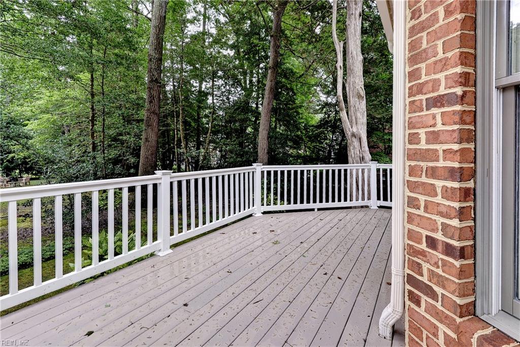 101 Harbour Town Property Photo 36
