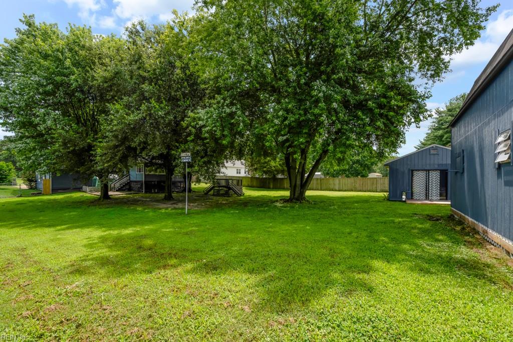 113 Mirror Lake Dr Property Photo 34