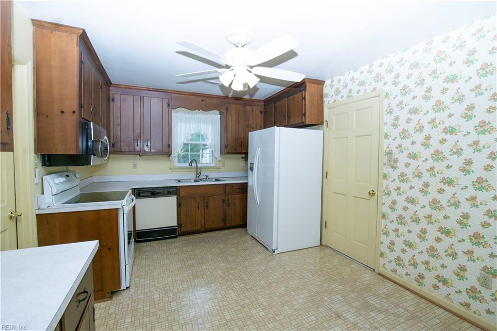 56 Wendfield Cir Property Photo 17