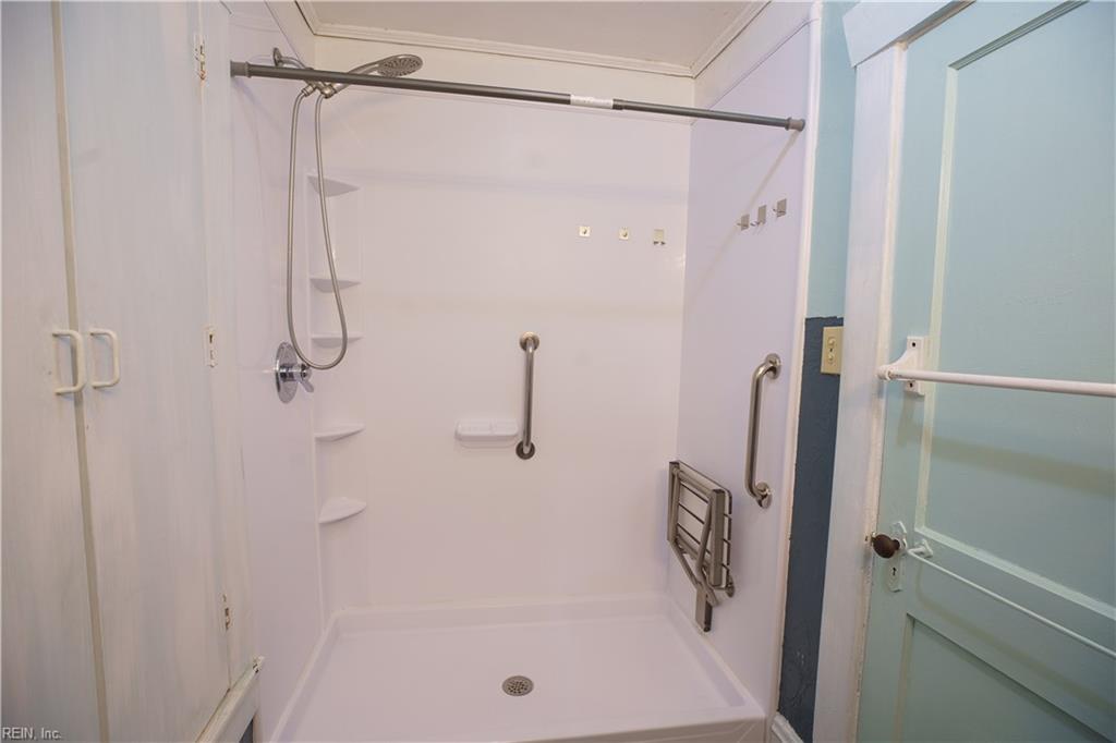 1009 E Leicester Ave Property Photo 20