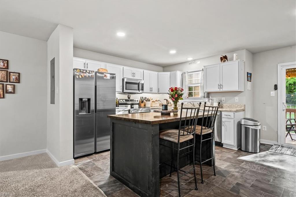 6912 Woodside St Property Photo 13
