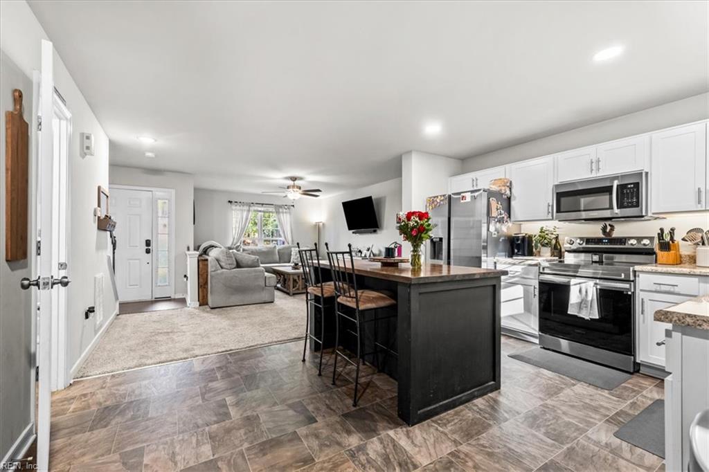 6912 Woodside St Property Photo 16