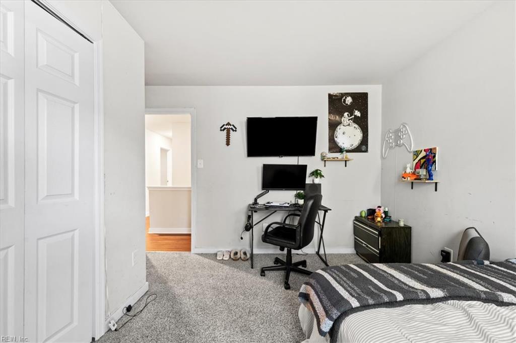6912 Woodside St Property Photo 20