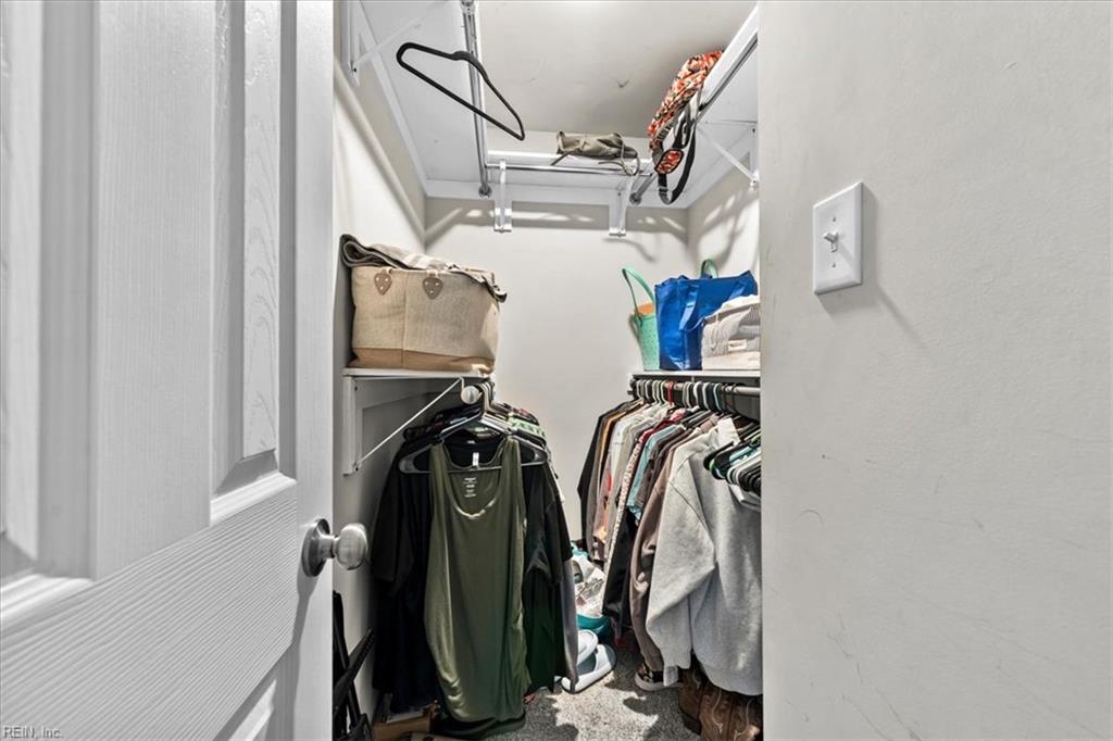 6912 Woodside St Property Photo 29