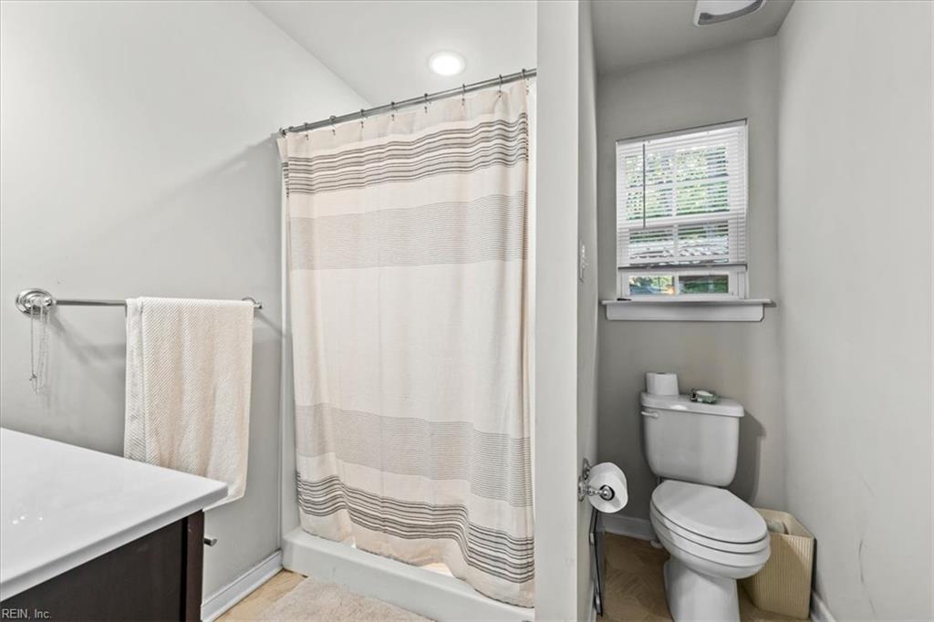 6912 Woodside St Property Photo 31