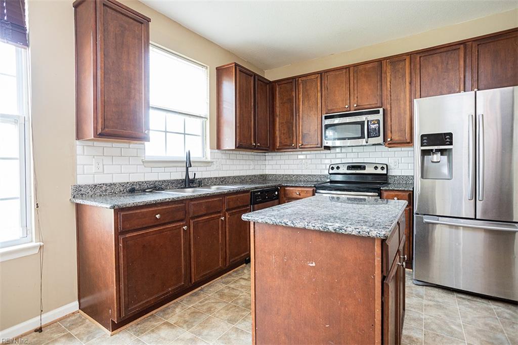 4225 High Tide Way Property Photo 6