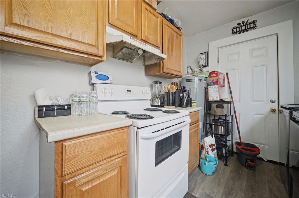 1013 Elkin St Property Photo 6