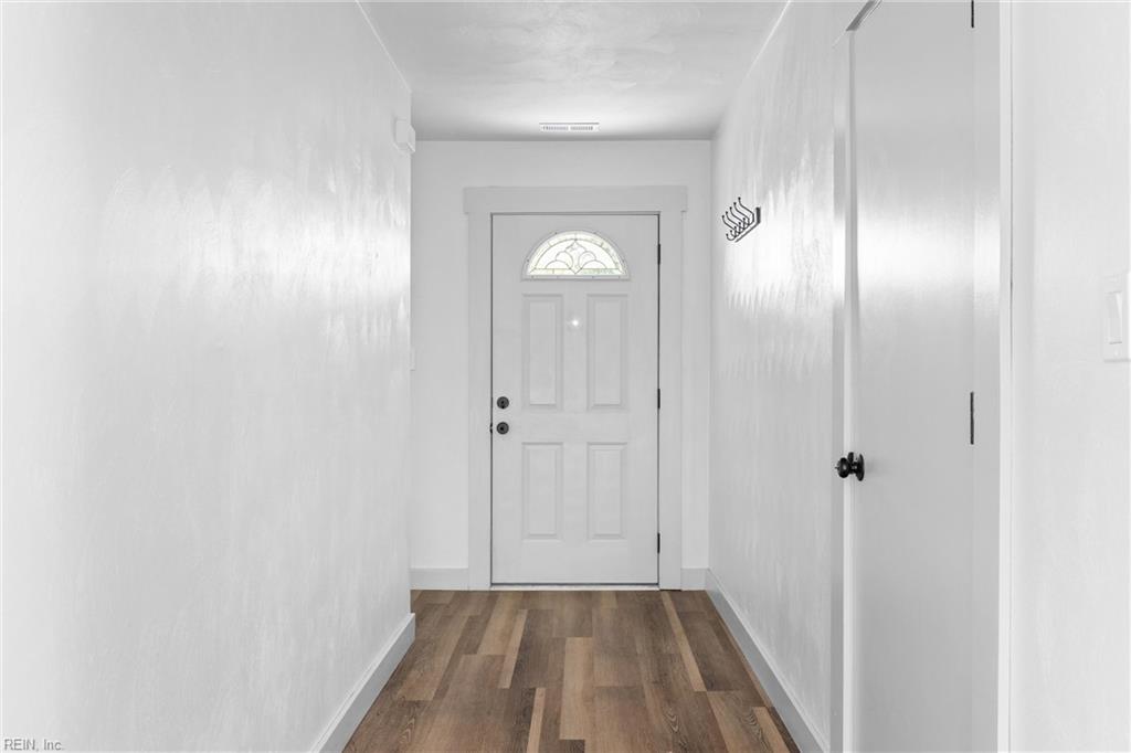 716 Hillwell Rd Property Photo 4