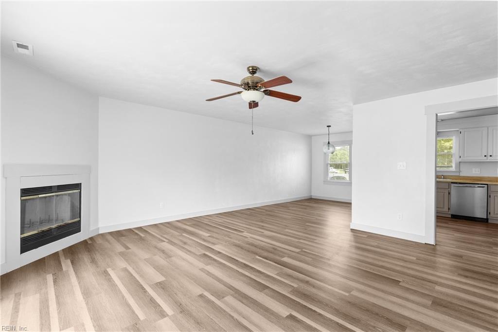 716 Hillwell Rd Property Photo 6