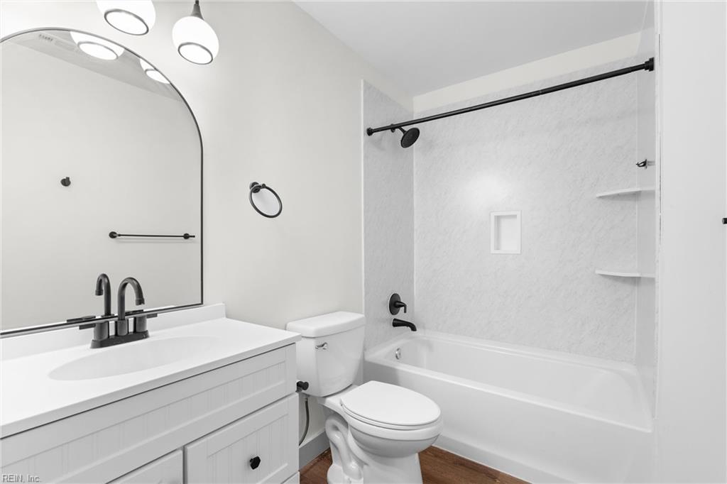 716 Hillwell Rd Property Photo 8